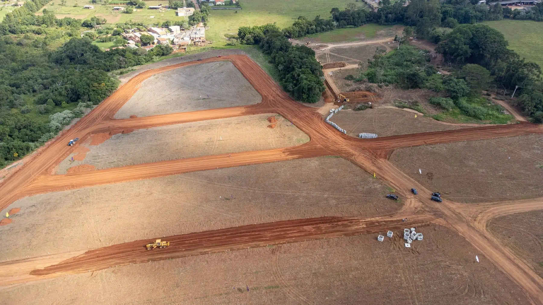 Execução de terraplenagem em loteamento